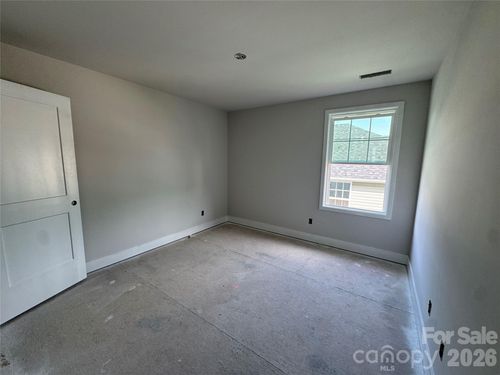 94-721 Inwood Hill Dr, Gastonia, NC, 28056-6905 | Card Image