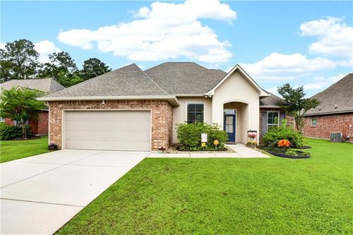 42157 Wood Ave, Ponchatoula, LA, 70454-4111 | Card Image