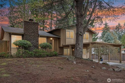 12224 Se 60th Pl, Bellevue, WA, 98006-4465 | Card Image