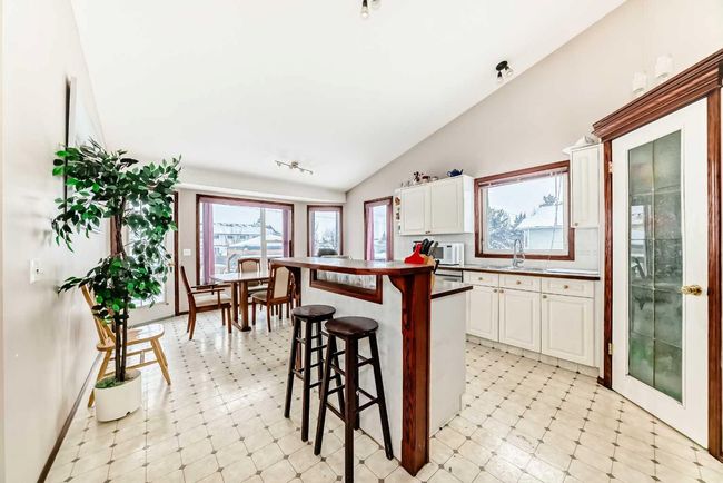 1 Madison Court, House other with 5 bedrooms, 3 bathrooms and 4 parking in Strathmore AB | Image 17