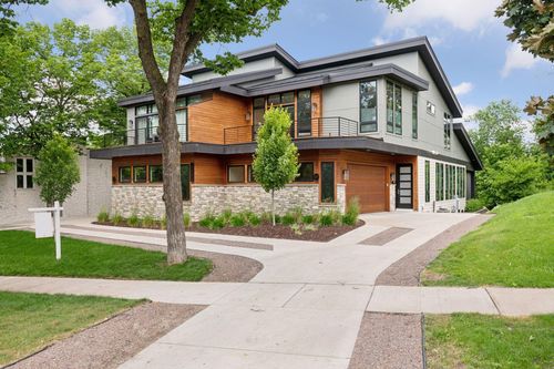 100-1726 Kenwood Pkwy, Minneapolis, MN, 55405-2215 | Card Image