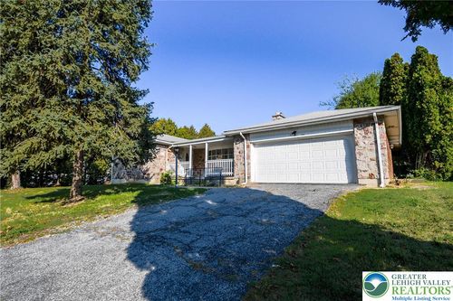 1905 E Columbia St, Allentown, PA, 18109-1701 | Card Image