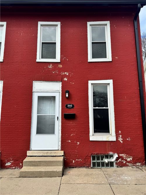 303-301 N 1st St, Miamisburg, OH, 45342-2310 | Card Image