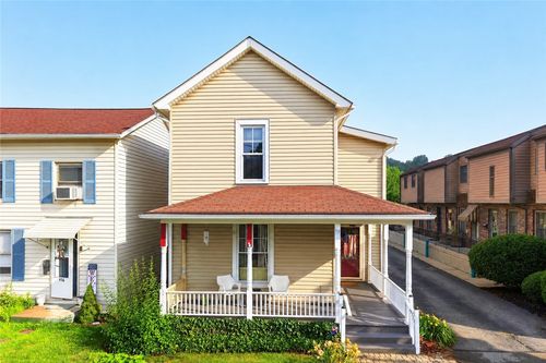 452 Turnpike St, Beaver, PA, 15009-2217 | Card Image