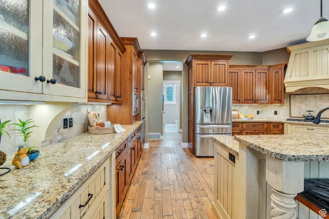 9967 6670, House other with 7 bedrooms, 5 bathrooms and 9 parking in Highland UT | Image 31