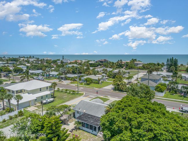 1000 S Orlando Ave, House other with 3 bedrooms, 2 bathrooms and null parking in Cocoa Beach FL | Image 15