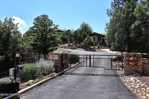 1840 Rustling Oaks Ln, Prescott, AZ, 86303-4935 | Card Image