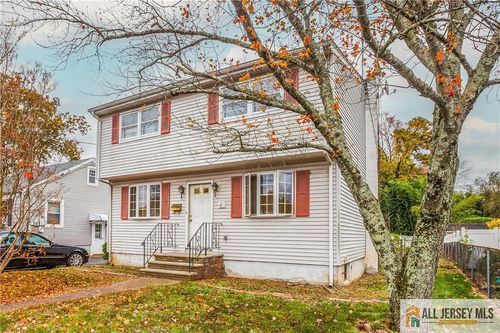 41 New St, Spotswood, NJ, 08884-1661 | Card Image