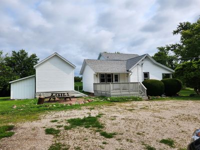 2719 Steig Road, House other with 4 bedrooms, 2 bathrooms and 4 parking in Woodstock IL | Image 3