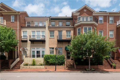 270 W Tazewell St, Norfolk, VA, 23510-1232 | Card Image
