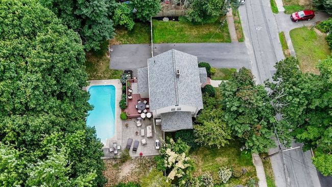 12 Norval Ave, House other with 3 bedrooms, 2 bathrooms and 4 parking in Stoneham MA | Image 22