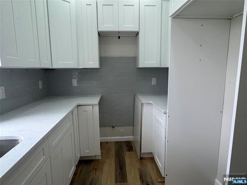 49 Summit Ave, Lyndhurst, NJ, 07071-1227 | Card Image
