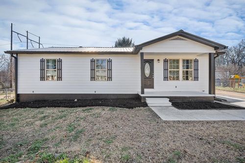 137 Bybee Dr, Mc Minnville, TN, 37110-3542 | Card Image