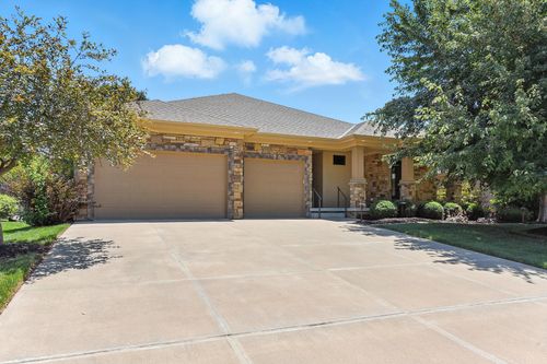 957 S 187th Ave, Elkhorn, NE, 68022-5663 | Card Image