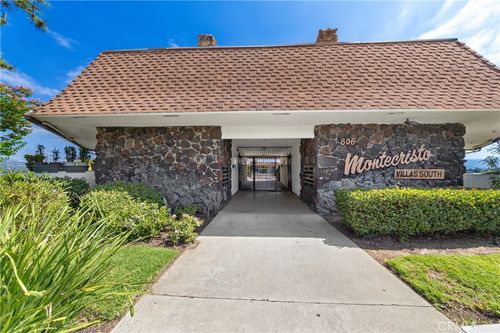 9-806 E 4th Ave, Escondido, CA, 92025-4548 | Card Image