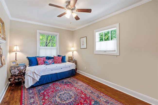 1704 W 34 Th St, House other with 3 bedrooms, 3 bathrooms and 3 parking in Austin TX | Image 20