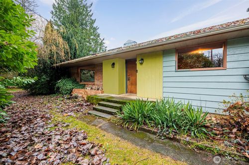 23827 Sofie Rd, Monroe, WA, 98272-9607 | Card Image