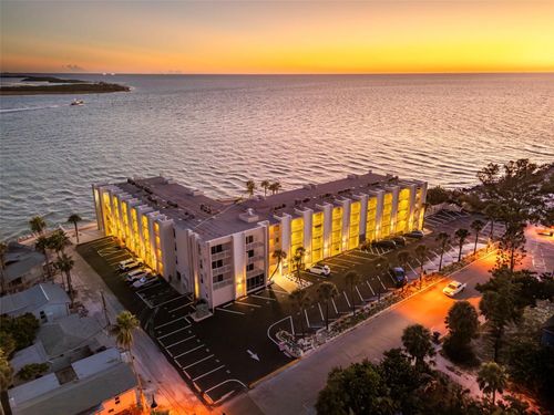 apt-111-200 1st Ave, ST PETE BEACH, FL, 33706-4348 | Card Image