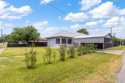 607 S Main St, Kemp, TX, 75143-9103 | Card Image