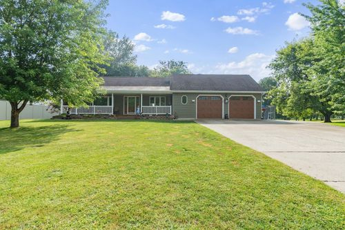 901 Geneva Dr, Alexandria, MN, 56308-7506 | Card Image