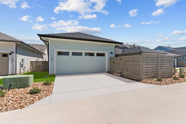 Back - Garage | Image 22