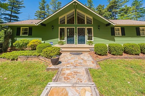 442 Country Club Rd, Glade Valley, NC, 28627-6028 | Card Image