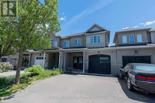90 Ronan Cres, Woodbridge, ON, L4H2J6 | Card Image