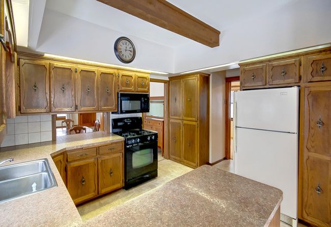 400 4 Th St Sw, House other with 3 bedrooms, 2 bathrooms and null parking in Montgomery MN | Image 7