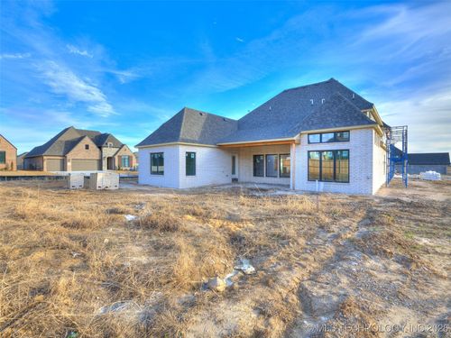 2839 E 142nd St S, Bixby, OK, 74008 | Card Image