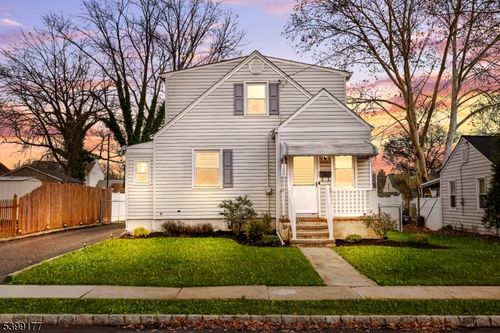 126 N Richards Ave, Somerville, NJ, 08876-2726 | Card Image