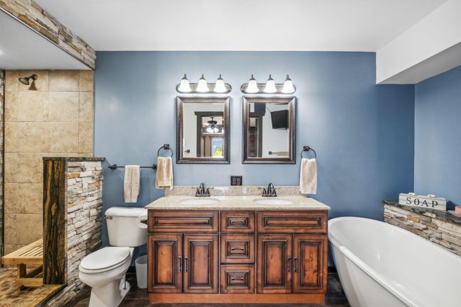 10865 367th Street, House other with 4 bedrooms, 3 bathrooms and null parking in Sunrise Twp MN | Image 34