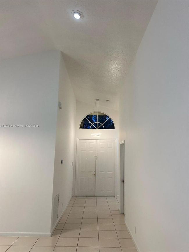 3922 Diamond Palladium Ter, House other with 2 bedrooms, 2 bathrooms and null parking in Boynton Beach FL | Image 4