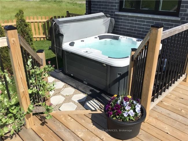 781 S Coast Dr, House other with 3 bedrooms, 3 bathrooms and 5 parking in Nanticoke ON | Image 30
