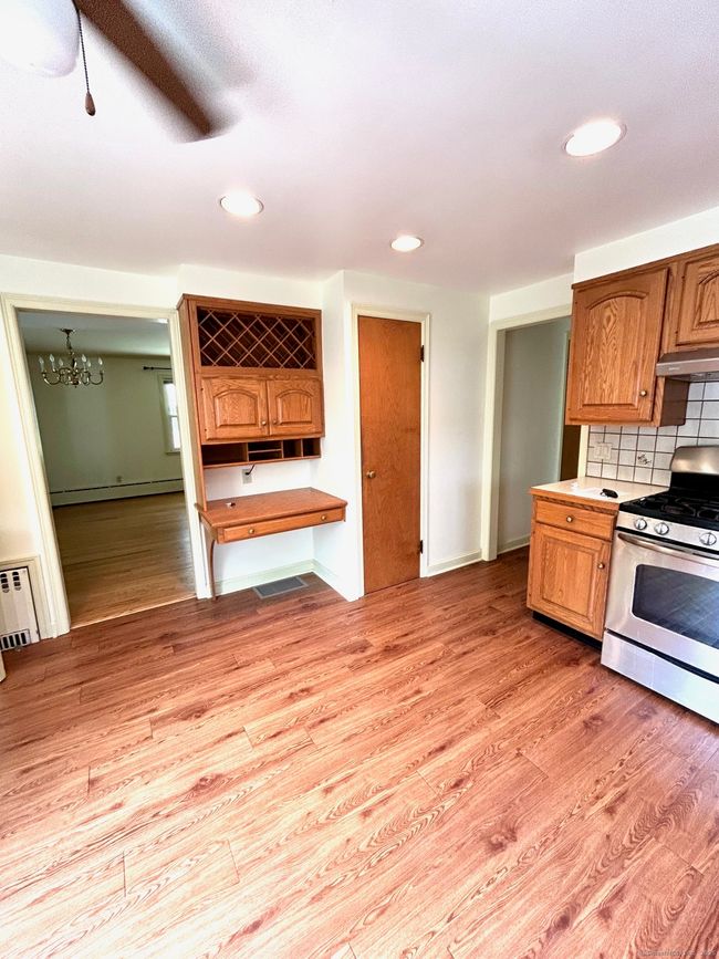 478 Judd St, House other with 3 bedrooms, 2 bathrooms and null parking in Fairfield CT | Image 5