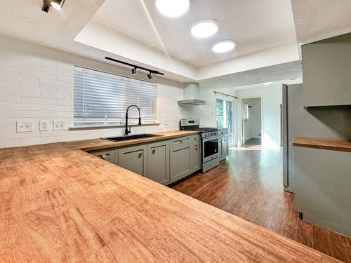 3230 Beaver Glen Dr, Kingwood, TX, 77339-1386 | Card Image