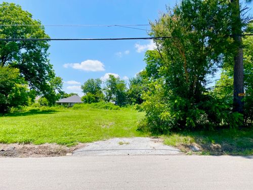 806 S Medora St, Terrell, TX, 75160-4126 | Card Image