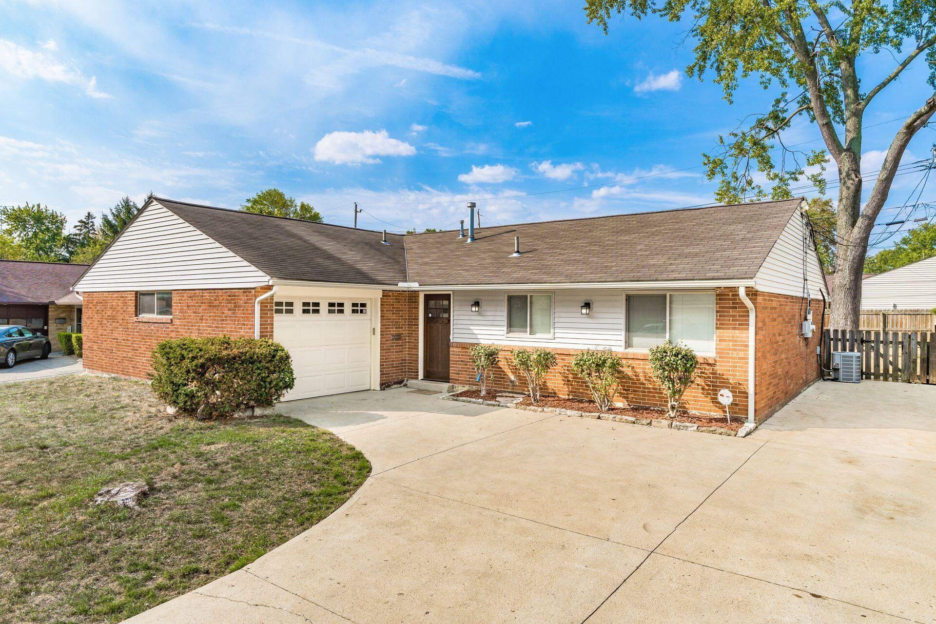 Kaiser Dr, Reynoldsburg, OH 43068