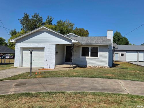 404 W 9th St, Johnston City, IL, 62951-1310 | Card Image