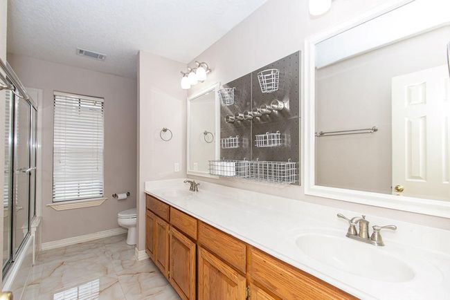2nd bathroom | Image 37