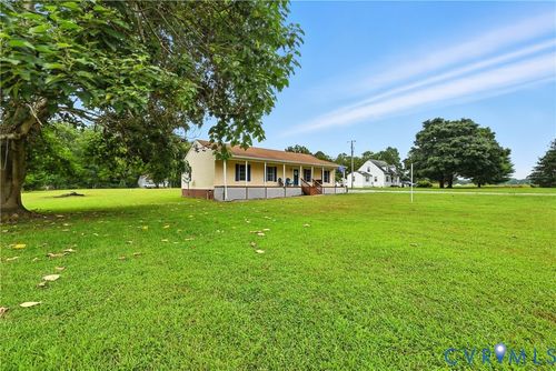 9990 Richmond Tappahannock Hwy, Saint Stephens Church, VA, 23148-2044 | Card Image