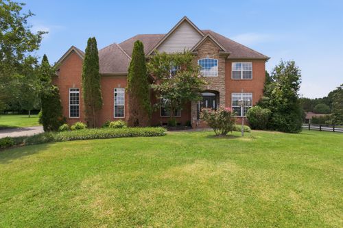 5000 Magnolia Estates Blvd, Mount Juliet, TN, 37122-8248 | Card Image