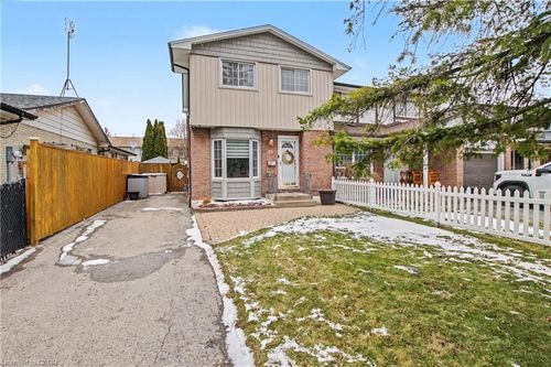 21 Greystone Cres, Saint Catharines, ON, L2N6P1 | Card Image