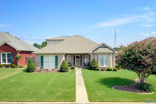 2218 Yorkshire Se, Decatur, AL, 35601-3470 | Card Image