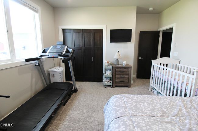 second bedroom up | Image 17