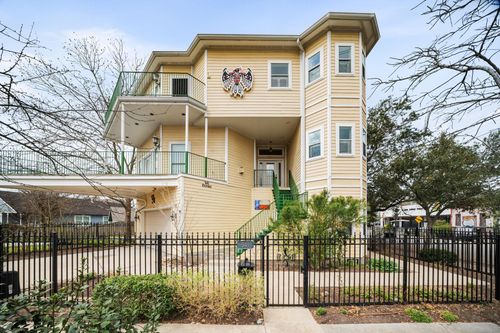 3201 White Oak Dr, Houston, TX, 77007-2641 | Card Image
