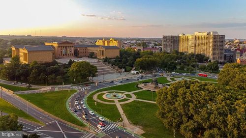 apt-14a8-2401 Pennsylvania Ave, PHILADELPHIA, PA, 19130-3045 | Card Image