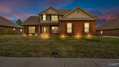 304 Summerglen Rd Sw, Madison, AL, 35756-2600 | Card Image