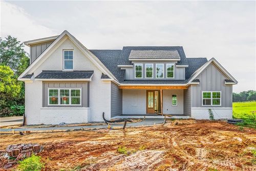 198 Armsworthy Rd, Advance, NC, 27006-7851 | Card Image