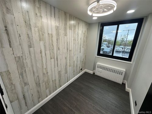 3-711 Seagirt Ave, Far Rockaway, NY, 11691-5738 | Card Image