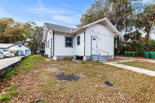122 S Garfield Ave, Deland, FL, 32724-6091 | Card Image